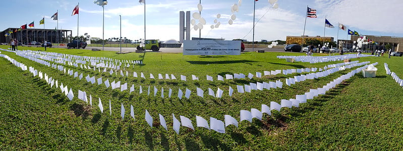 Ato em homenagem aos mais de 600 mil brasileiros que perderam a vida para a covid-19. Foto: Roque de Sá/Ag. Senado