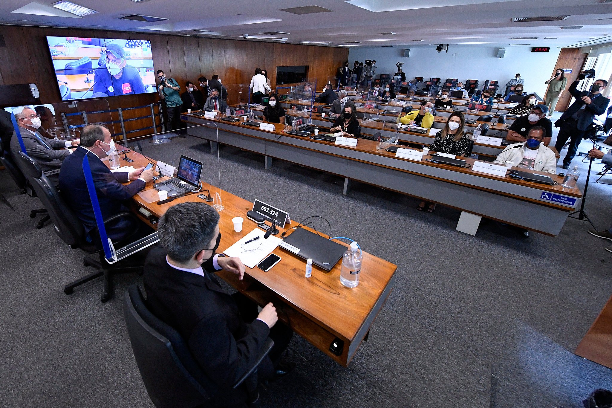 CPI da Covid,  durante sessão que ouviu familiares de vítimas da covid-19 [fotografo]Edilson Rodrigues/Agência Senado[/fotografo]