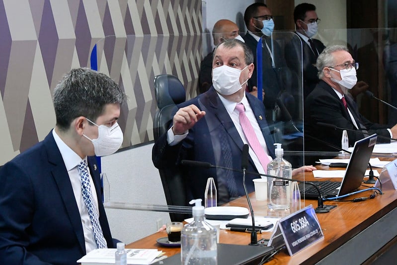 Randolfe, Omar Aziz e Renan Calheiros na última reunião da CPI da Covid, por eles conduzida. Foto: Edilson Rodrigues/Ag. Senado