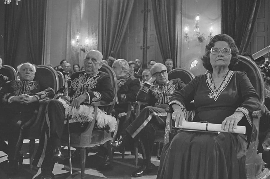 A escritora Rachel de Queiroz, durante posse na Academia Brasileira de Letras em 1977. Foto: Acervo Nacional