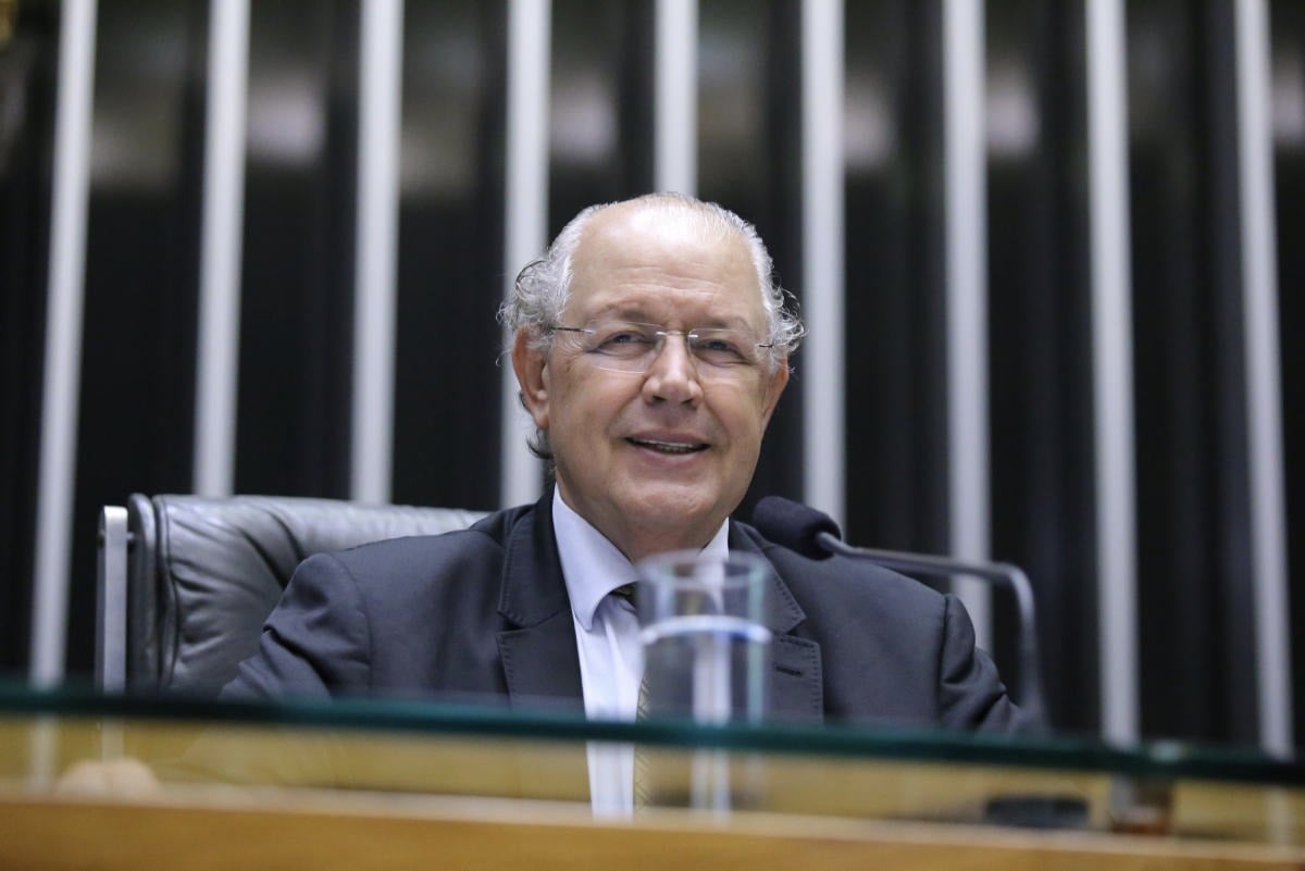 Um dos idealizadores da reforma tributária, Luiz Carlos Hauly fará parte de um dos GTs sobre regulamentação da reforma tributária. Foto: Agência Câmara