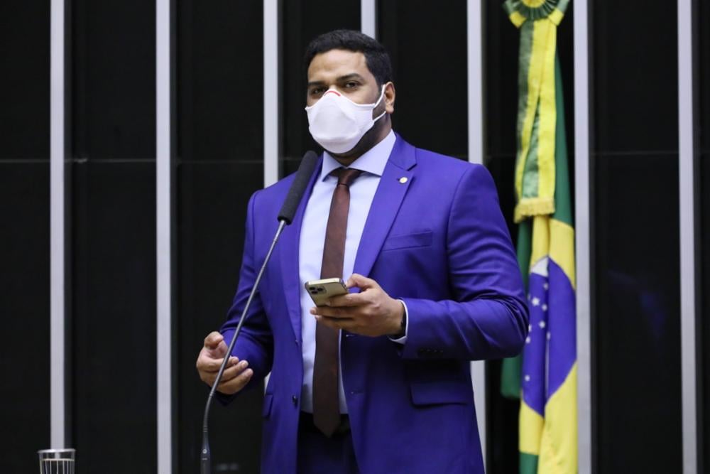 Integrante da bancada evangélica e membro da Igreja Batista, Jhonatan rejeita qualquer semelhança entre sua candidatura e a indicação de Mendonça para o Supremo. foto: Cleia Viana/Câmara dos Deputados