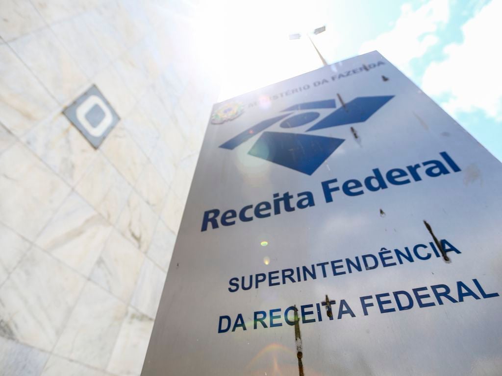 Proposta do governo para encerrar a greve dos auditores fiscais não foi bem recebida pela categoria. Prejuízo já ultrapassou os R$ 54 bilhões Foto: Marcelo Camargo/Agência Brasil