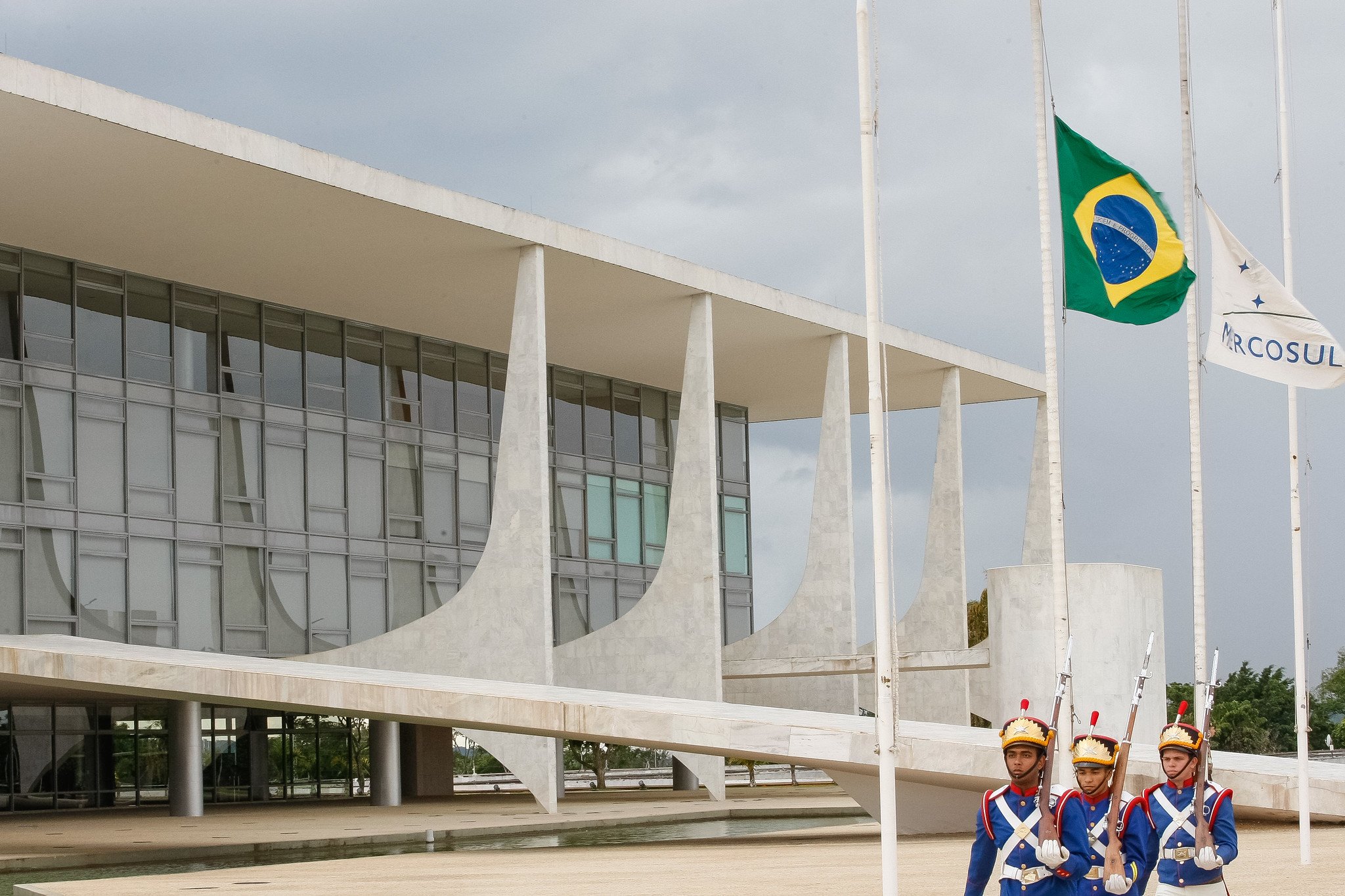 Luto oficial registrado em 2016, após desastre com avião que levava a equipe da Chapecoense à Colômbia. Foto: Rogério Melo/PR