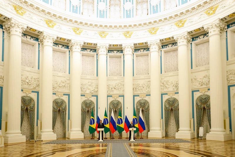 Bolsonaro e Vladimir Putin, em Moscou, no último dia. Presidente brasileiro disse que conversou por duas horas neste domingo com o colega russo. Foto: Alan Santos/PR