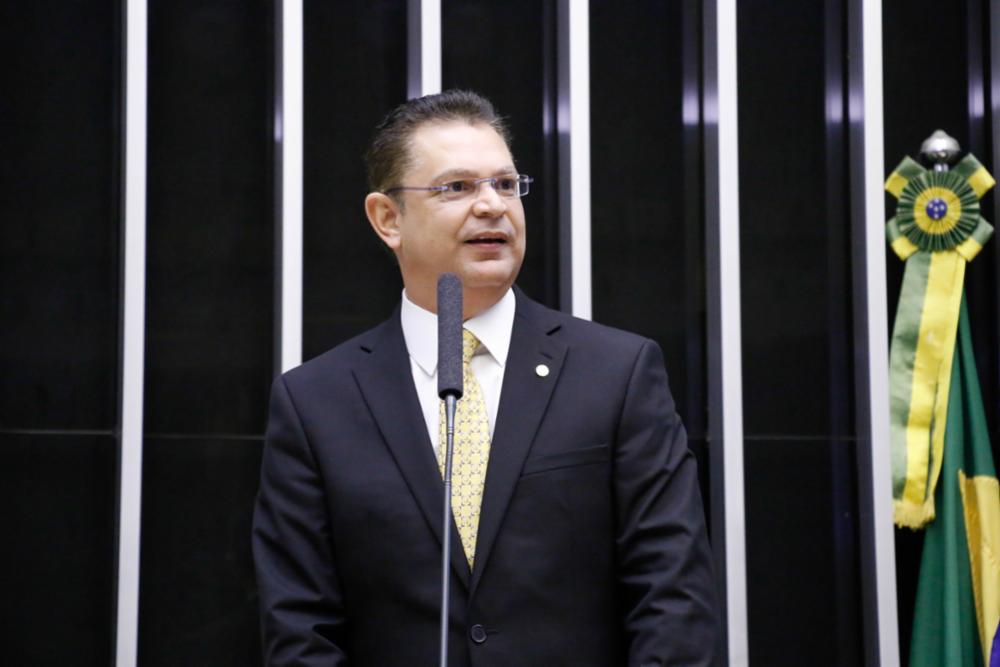 Sóstenes Cavalcante afirma que não fará pressão para que Milton Ribeiro seja exonerado do MEC. Foto: Marina Ramos/Câmara dos Deputados