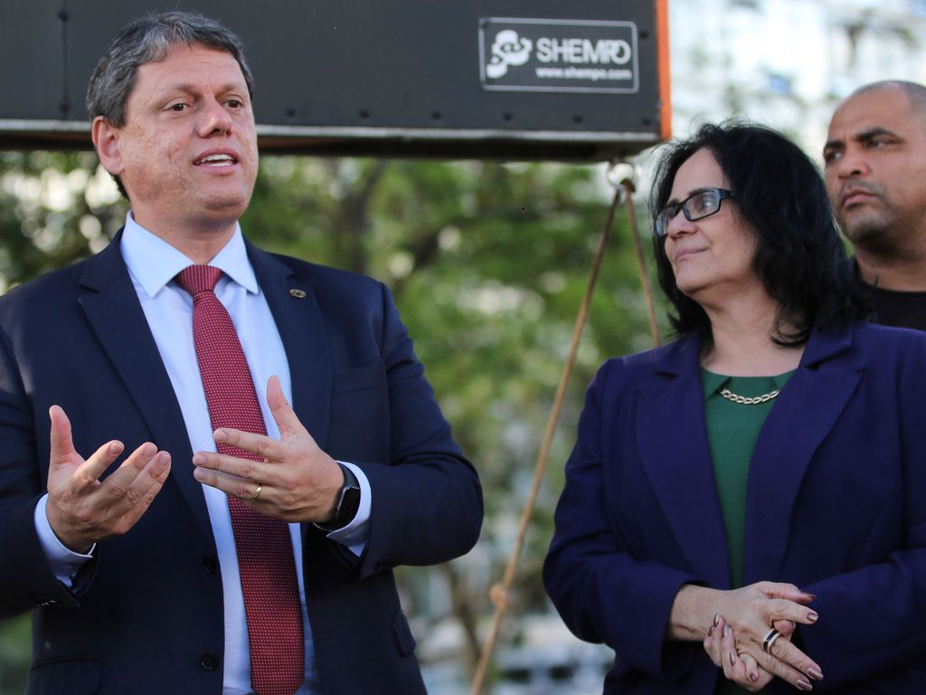 Tarcísio e Damares filiam-se nesta segunda-feira ao Republicanos. Foto: Fabio Rodrigues-Pozzebom/Agência Brasil