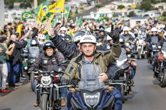 O PT acionou nesta quinta o TSE por propaganda eleitoral antecipada promovida pelo presidente da República, Jair Bolsonaro. Foto: Reprodução