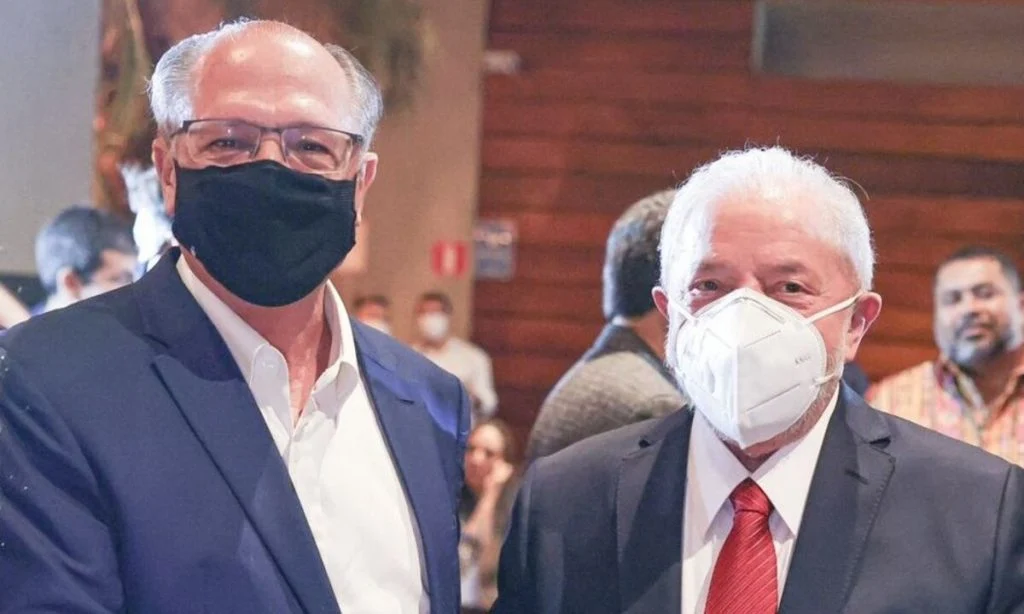 O PT aprovou o nome de Geraldo Alckmin (PSB) para compor chapa como vice do ex-presidente Lula e a formação de federação com o PCdoB e o PV. Foto: Ricardo Stuckert/Divulgação