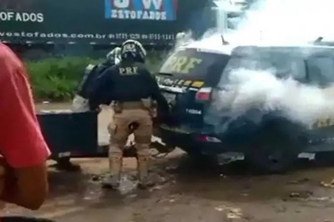 Agentes da PRF envolvidos no caso foram demitidos uma semana após a morte de Genilvado de Jesus Santos, em Umbaúba, no litoral sul de Sergipe. Foto: Reprodução