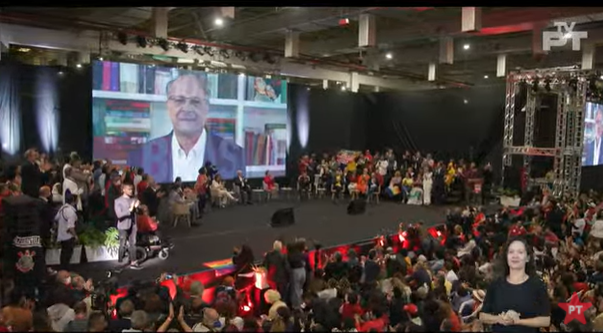 Alckmin discursa no lançamento da pré-candidatura de Lula. Foto: Reprodução