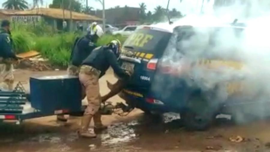 Defensoria Pública da União cita casos de violações de direitos humanos em abordagens policiais, como a ocorrida no caso de Genivaldo Jesus dos Santos, morto em uma abordagem da Polícia Rodoviária Federal em maio deste ano. Foto: Reprodução