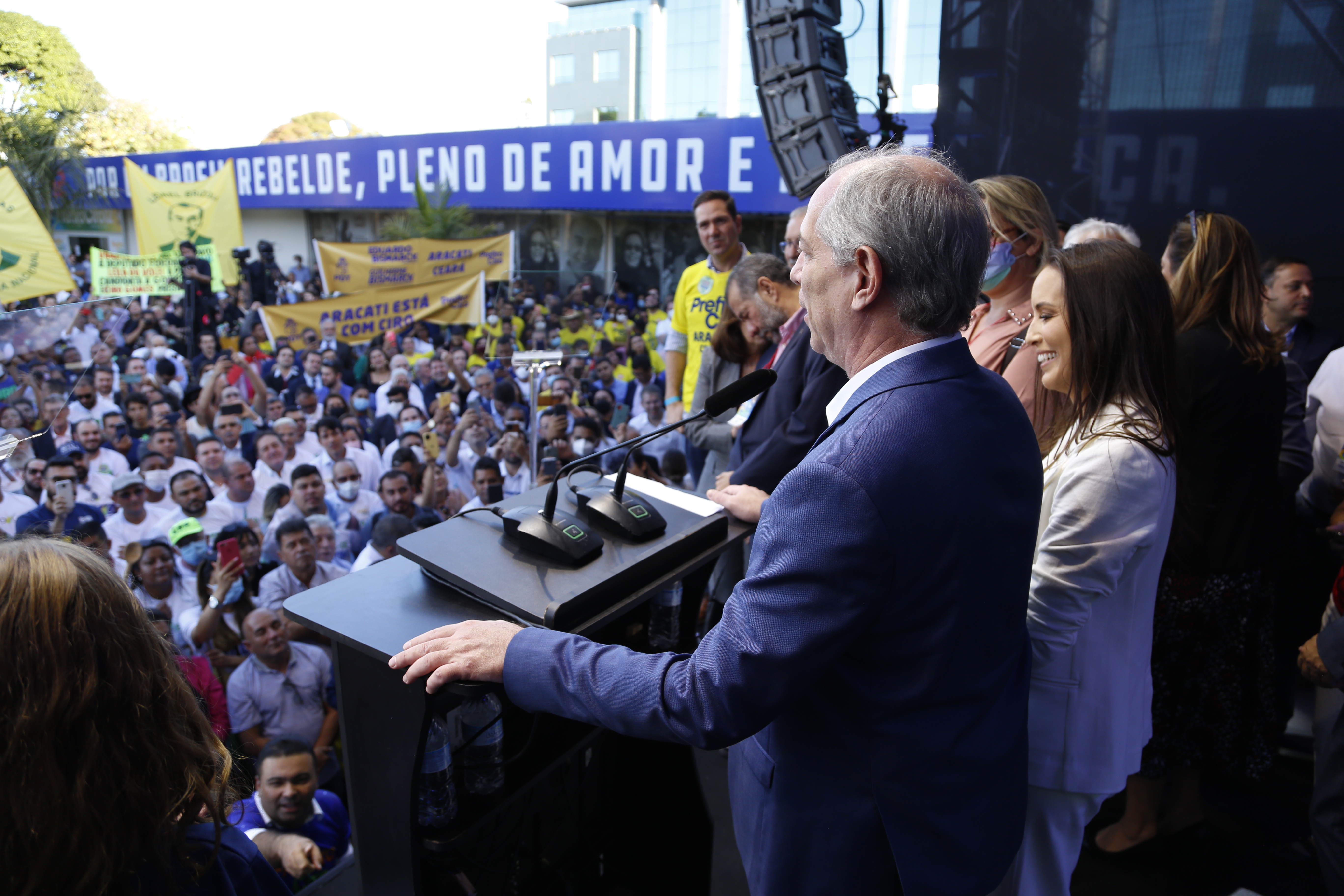 Oficializado candidato à Presidência da República pelo PDT, Ciro Gomes fez um aceno ao público feminino nesta quarta. Foto: PDT