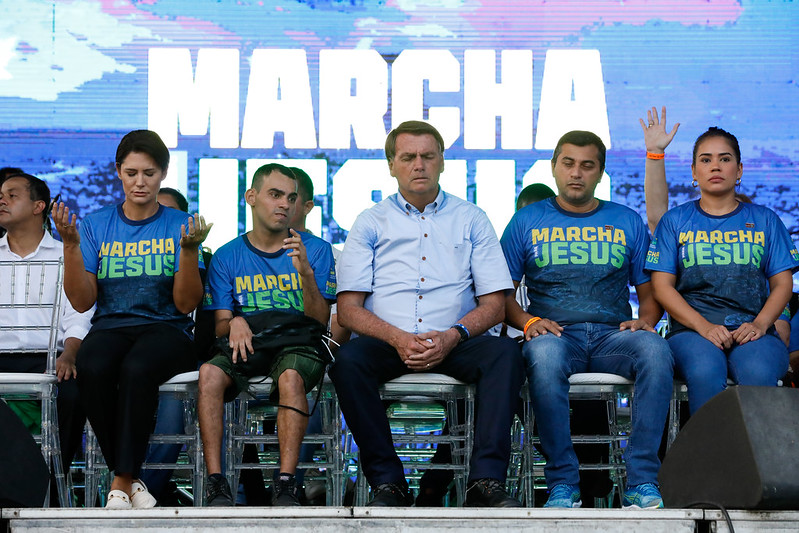 Bolsonaro e Michelle na Marcha para Jesus, em maio, em Manaus. Foto: Allan Santos/PR