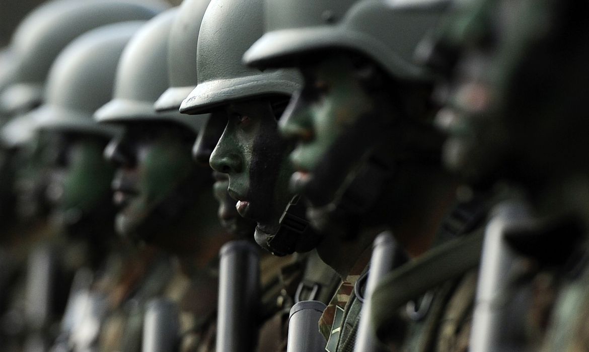 Parada militar do Exército será próxima ao Forte de Copacabana, berço do movimento que originou o golpe de 1964. Foto: Marcelo Casal/Agência Brasil