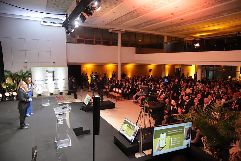 Plateia acompanha a entrega do Prêmio Congresso em Foco 2022. Foto: Rômulo Serpa