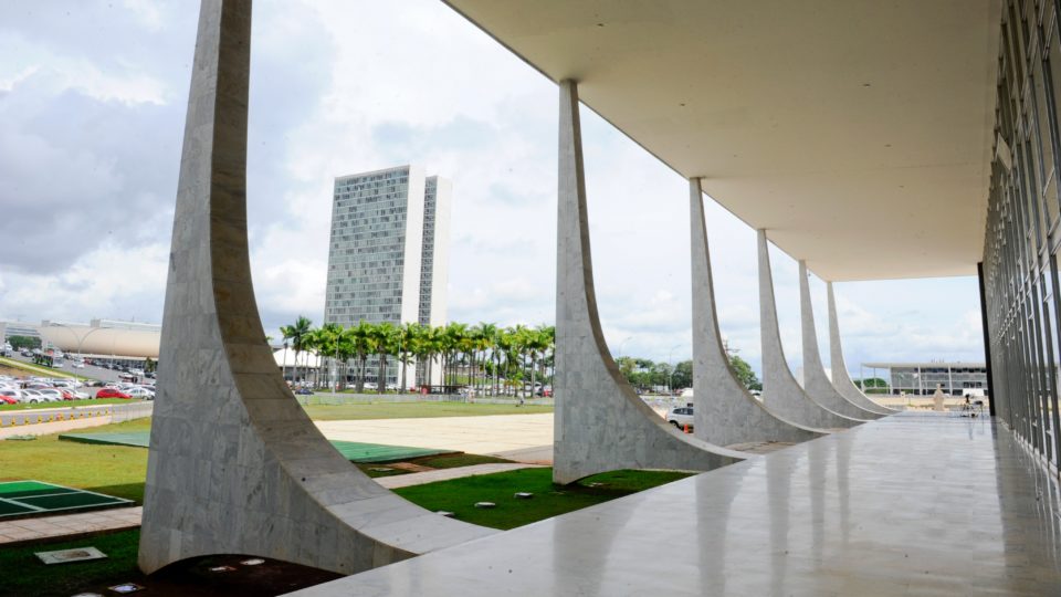 Foto externa do Congresso Nacional.

Foto: Marcos Oliveira/Agência Senado