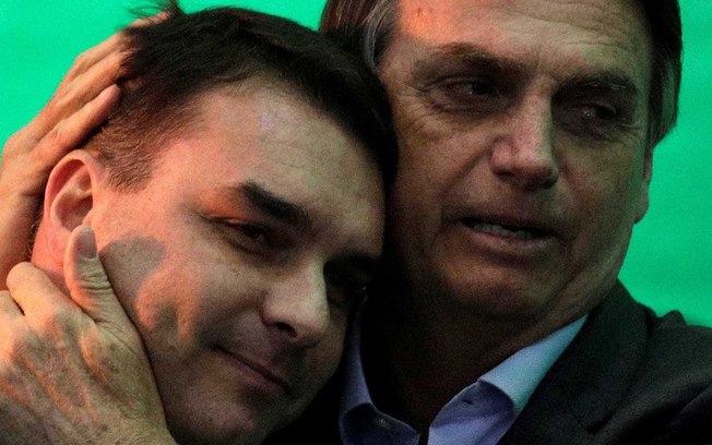 Bolsonaro permanece até agora em silêncio. Mas Flávio reconhece a derrota. Foto: Reprodução