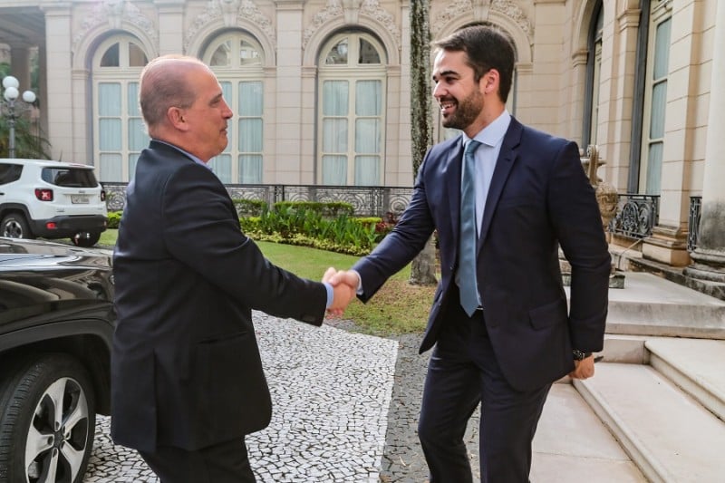 Onyx Lorenzoni e Eduardo Leite são os principais protagonistas, até agora, da disputa pelo governo do Rio Grande do Sul. Foto: Gustavo Mansur/Palácio do Piratini