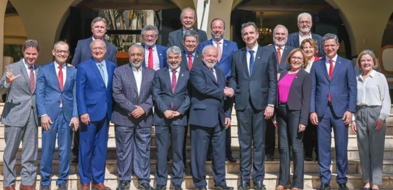 Lula e parlamentares do PT encontram-se com Rodrigo Pacheco: costura da PEC da Transição. Foto: Ricardo Stuckert