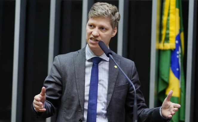 Marcel Van Hattem é o coordenador da Comissão Externa da Câmara que incluiu as  enchentes no Rio Grande do Sul entre os objetivos . Foto: Agência Câmara