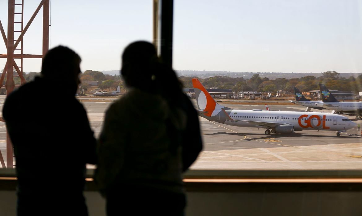 aeronautas reivindicam recomposição salarial e dos benefícios por conta das perdas inflacionárias. Foto: Marcelo Camargo/Agência Brasil