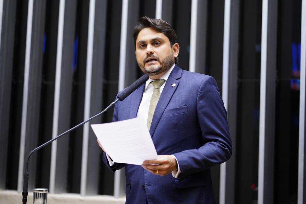 Diante de suspeitas de desvio de verbas da Codevasf, Barroso acatou pedido da PF para bloquear os bens de Juscelino Filho. Foto: Pablo Valadares/Câmara dos Deputados