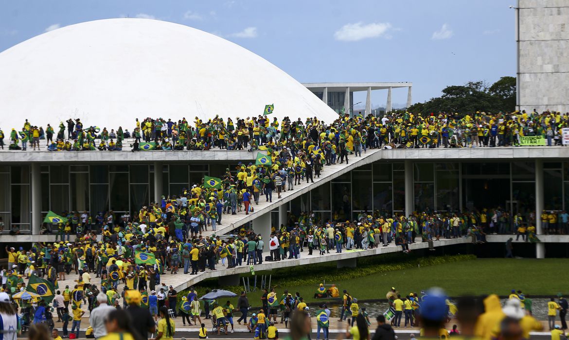 Manifestantes invadem Congresso, STF e Palácio do Planalto. Foto: Marcelo Camargo/ABr