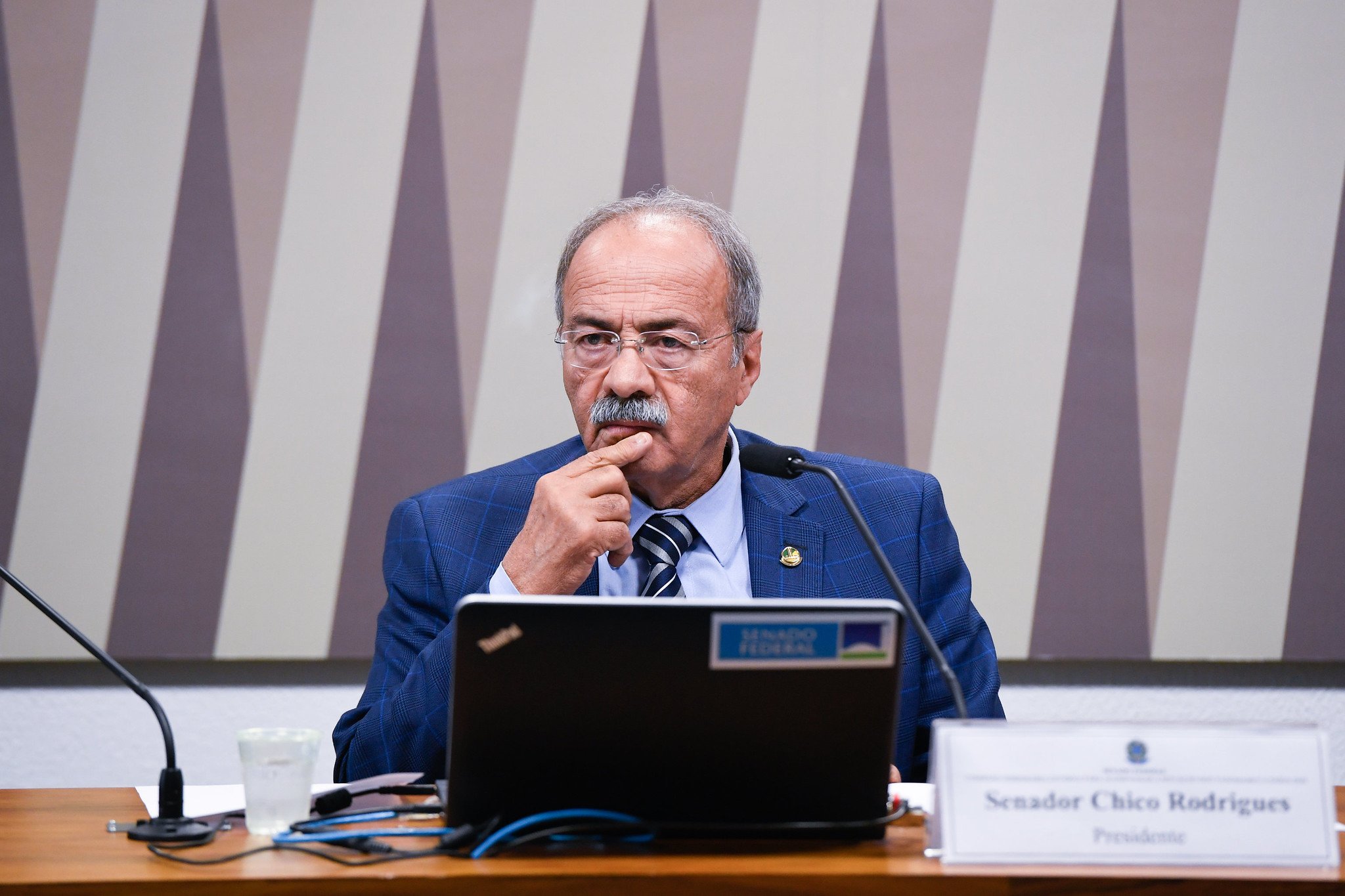 Chico Rodrigues foi à terra indígena desacompanhado dos demais senadores da comissão que acompanha crise na Terra Indígena Yanomami. Foto: Jefferson Rudy/Agência Senado