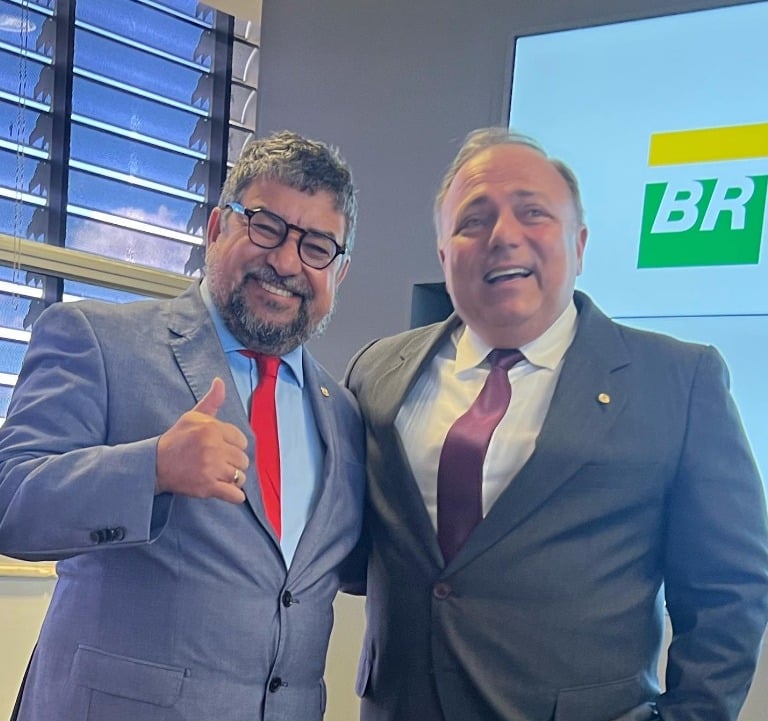 Vice-presidente do PT, o deputado federal Washington Quaquá foi criticado por publicar uma foto com o ex-ministro da Saúde, General Pazuello. Foto: Reprodução/Instagram