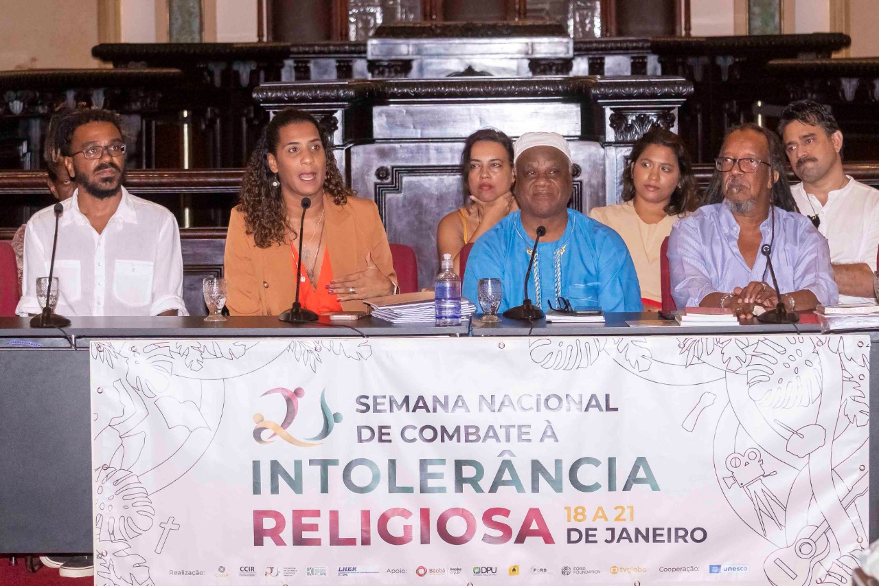 Luan Costa Ivanir, Anielle Franco (Ministra da Igual de Racial), Babá Ivanir (Babalaô) e João Jorge (Presidente da Fundação Palmares). Fotos: Mariana Maiara