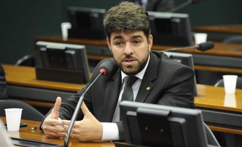 Para o presidente da Frente Parlamentar Digital, projeto precisa ser discutido com a nova legislatura. Foto: Agência Câmara