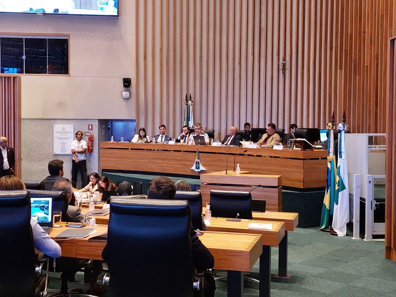 Após ouvir policial que acompanhou retirada de golpistas, deputados distritais desconfiam de interesse do Exército em obstruir operação. Foto: Lucas Neiva/Congresso em Foco