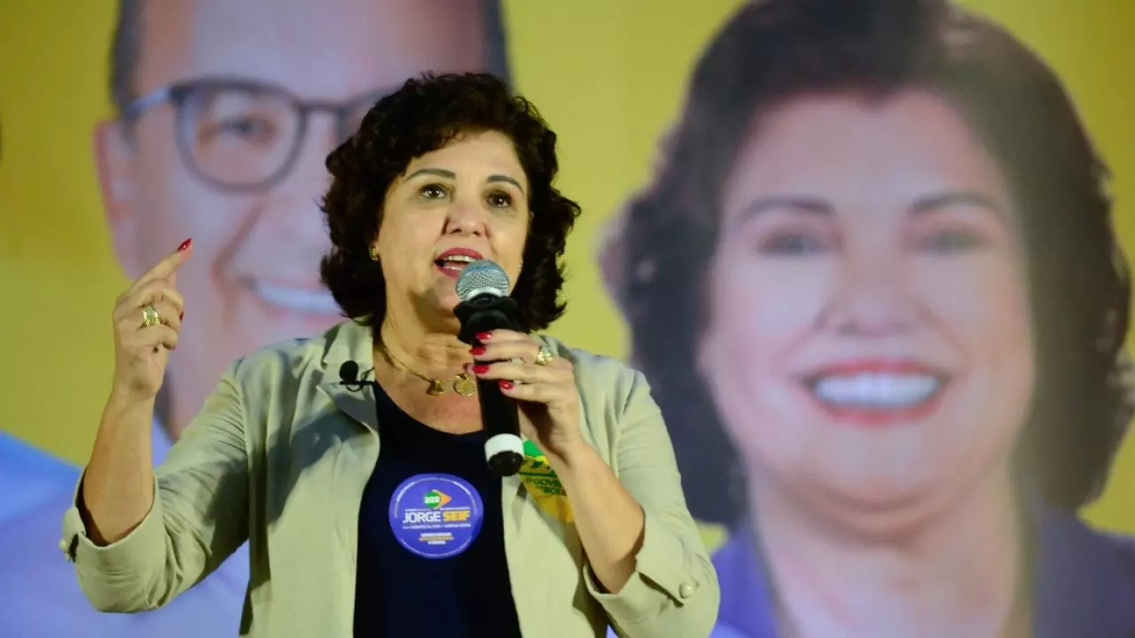 Cozinheiros receberão R$ 21 mil para trabalhar três dias por semana na casa de Marilisa Boehm. Foto: Divulgação/PL