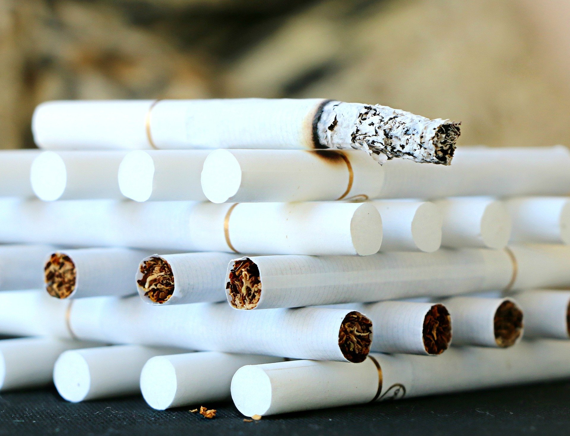 Segundo pesquisa, parlamentares acreditam que tributos sobre tabaco devem ser aumentados. Foto: Pixabay