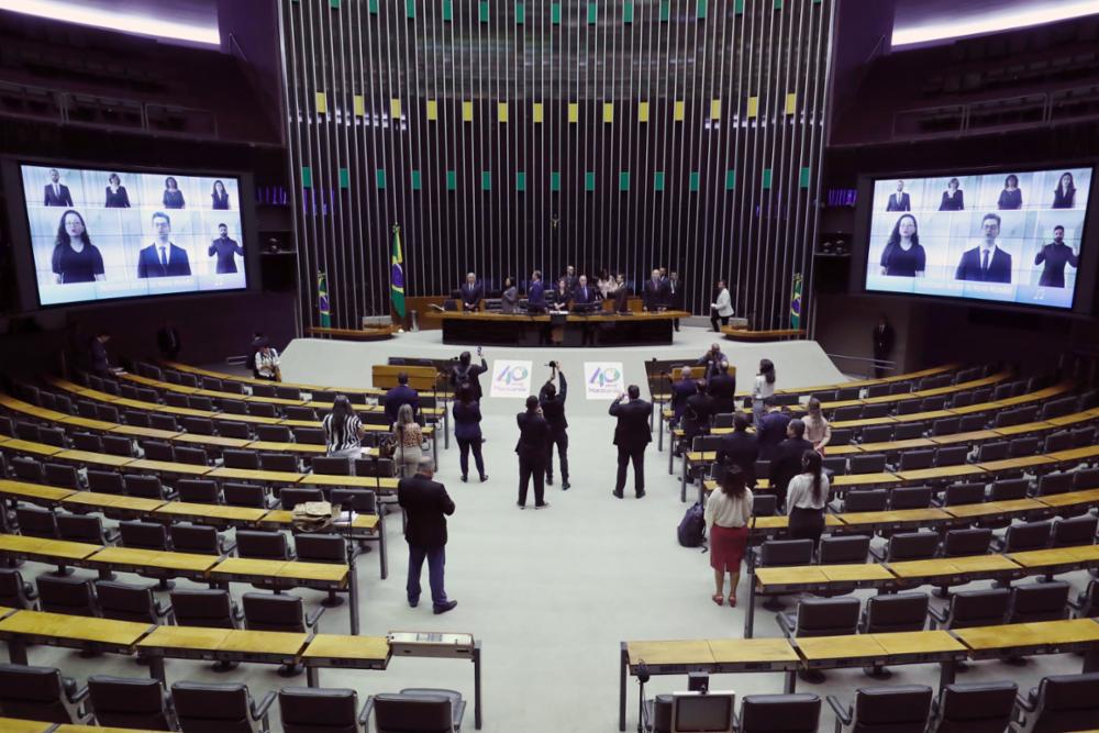 Bancada do Nordeste é a região com maior índice de ausência de deputados nas sessões