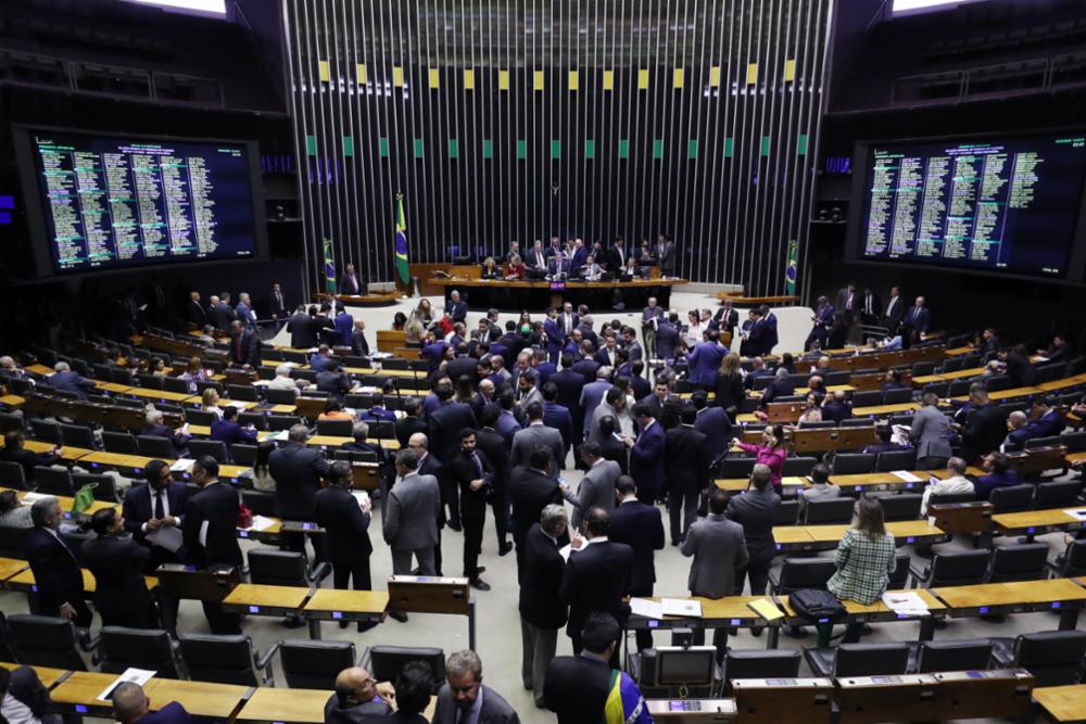 A Câmara dos Deputados aprovou a criação de mais de 500 cargos comissionados, que serão entregues ao CNJ e ao TJDFT. Foto: Bruno Spada/Câmara dos Deputados