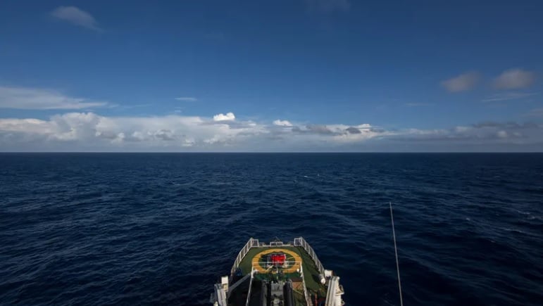 Submarino do Greenpeace durante campanha para defender o Recife Amazônico, um bioma único e amplamente desconhecido que pode ser ameaçado pela exploração de petróleo. Foto: Marizilda Cruppe/Greenpeace