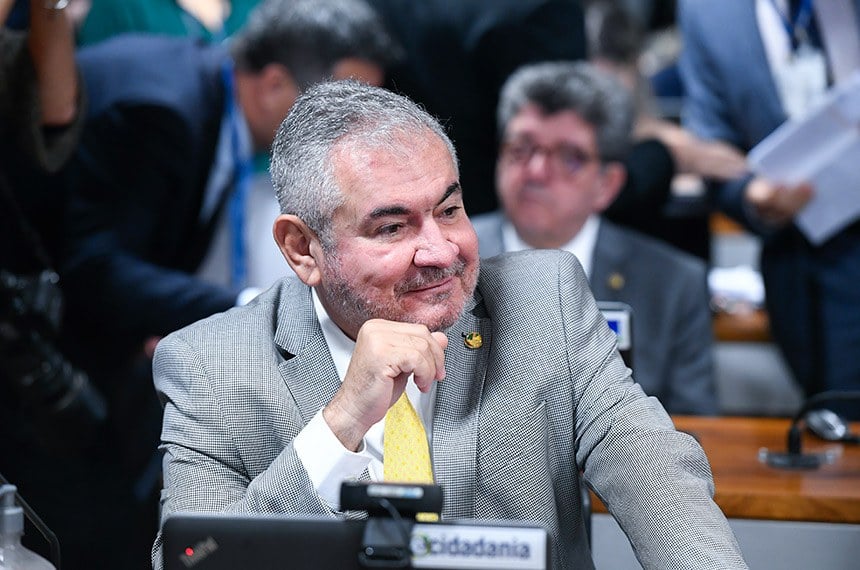 A proposta de desoneração das folhas de pagamento, de relatoria do senador Angelo Coronel, será votada pela Comissão de Assuntos Econômicos do Senado  i do senador Foto. Marcos Oliveira/Agência Senado