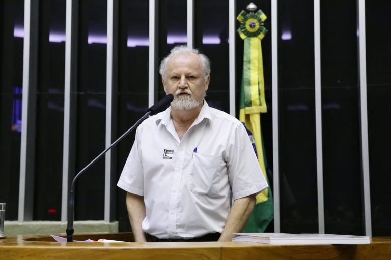 O líder do MST será ouvido nesta terça-feira na CPI. Os deputados querem esclarecimentos sobre as invasões de terra feitas pelo movimento. Michel Jesus/ Câmara dos Deputados

Fonte: Agência Câmara de Notícias