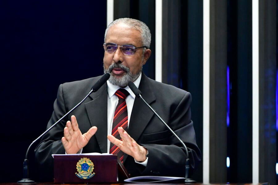 O senador Paulo Paim (PT-RS), vencedor do Prêmio Congresso em Foco no Sul, pela votação do público na internet. Foto: Waldemir Barreto/Agência Senado