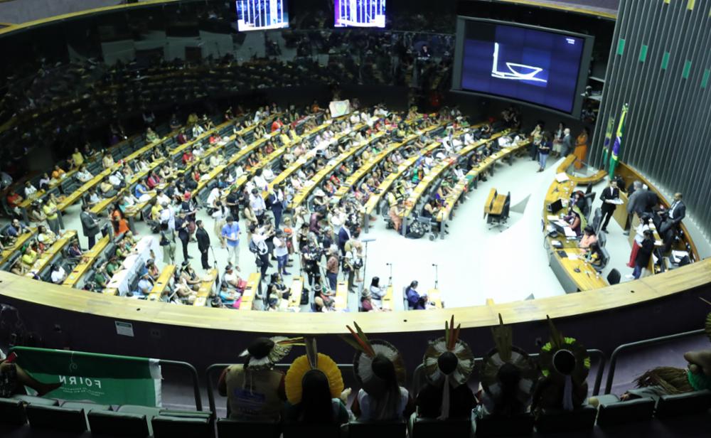 Com menos de dois meses de atividade restantes, Câmara planeja agenda intensa nas pautas econômica e ambiental.  Foto: Bruno Spada / Câmara dos Deputados