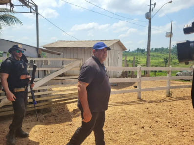 Pecuarista Derly Ramiro foi preso com espingarda sem registro em fazenda dentro da TI Apyterewa. (Foto: Divulgação/PF)