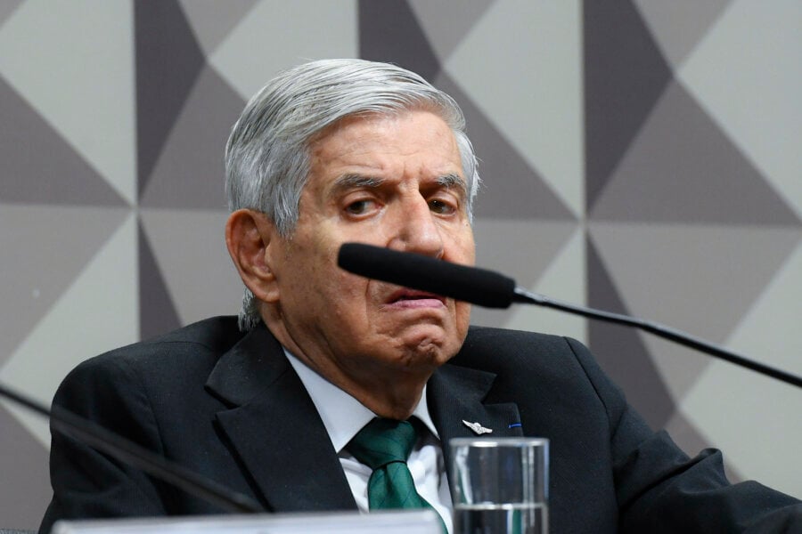 General Augusto Heleno, ex-ministro de Bolsonaro, durante depoimento à CPMI dos Atos Golpistas. Foto: Marcos Oliveira/Ag. Senado