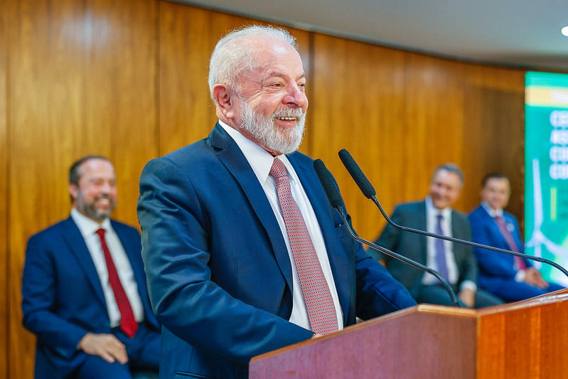 Lula anunciou juntamente com o ministro da Educação, Camilo Santana, que estudantes inadimplentes com o Fies poderão renegociar as dívidas com descontos de até 99%. Foto: Ricardo Stuckert / PR