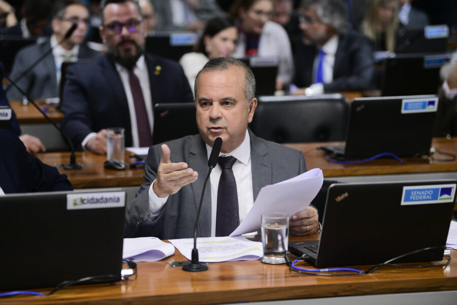 Rogério Marinho foi relator do PL que proíbe a obrigatoriedade da cobrança sindical a trabalhadores não sindicalizados
Foto: Pedro França/Agência Senado