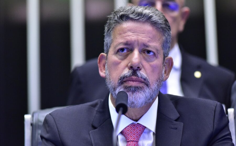 O presidente da Câmara dos Deputados, Arthur Lira (PP-AL), disse que deve reunir líderes do Congresso e equipe econômica para discutir proposta de tributação sobre as subvenções, incentivos fiscais para empresas. 

Foto: Zeca Ribeiro/Câmara dos Deputados