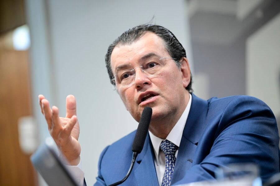 Senador Eduardo Braga (MDB-AM) é o relator da reforma tributária, que será votada pela CCJ do Senado na próxima terça-feira (7). 
Foto: Pedro França/Agência Senado