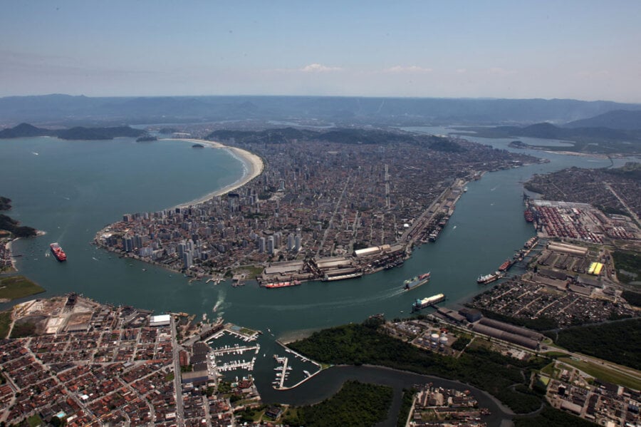 Vista aérea da cidade de Santos. Foto: Agência CNT