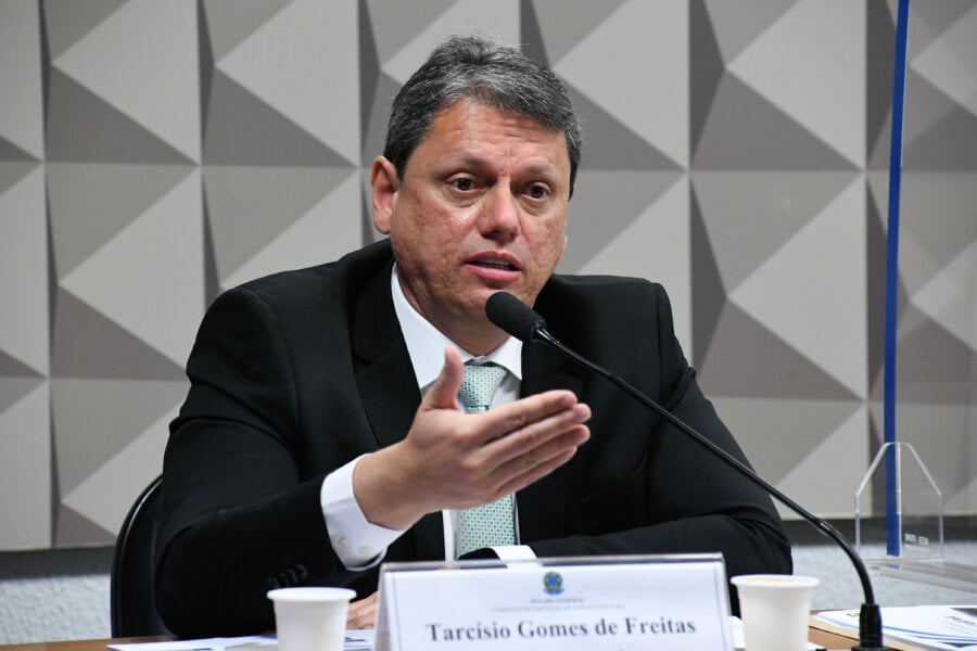 O governador Tarcísio de Freitas teve protagonismo no início da discussão da reforma tributária para a definição do modelo do Conselho Federativo

Foto: Roque de Sá/Agência Senado